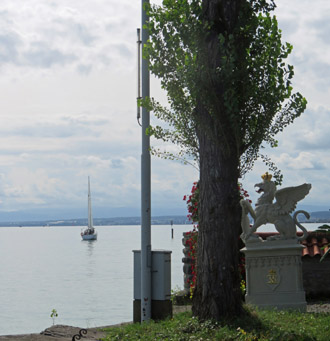 Molenfeuer Süd am Hafen Mainau Molenfeuer Süd am Hafen Mainau