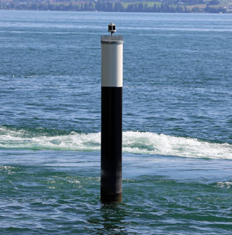 Warnfeuer am Fhrhafen Meersburg