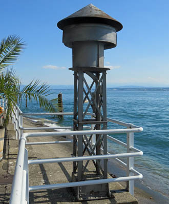 Nebelsirene im Stadthafen von Meersburg