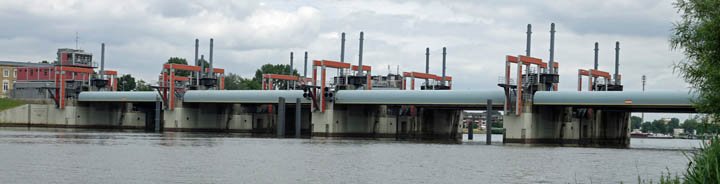 Sturmflut-Sperrwerk Billwerder Bucht Sturmflut-Sperrwerk Billwerder Bucht