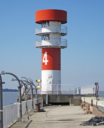 Brunsbüttel - alter Vorhafen Mole 4 Brunsbüttel Molenfeuer 4
