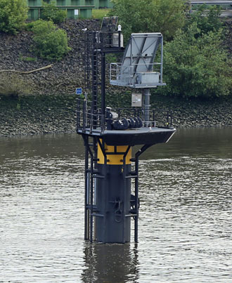 Leuchtfeuer Finkenwerder Tiefwasserliegeplatz 8B