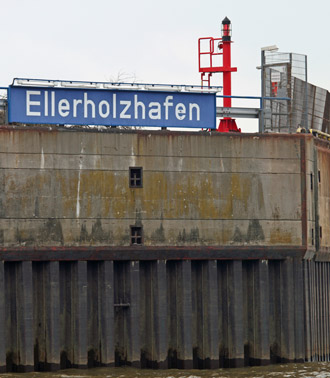 Leuchtfeuer Mönckebergskai Vorhafen Mönckebergskai