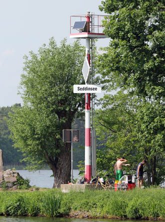 Oder-Spree-Kanal Einfahrtsfeuer-Nord