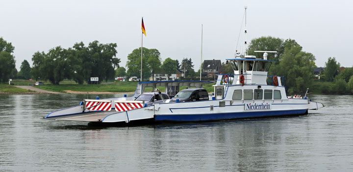 Rheinfähre Zons-Urdenbach