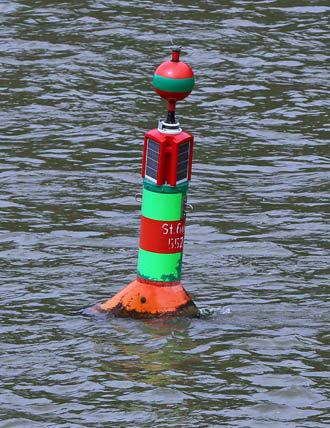 Fahrwasserteilungstonne Geisenrcken Nord