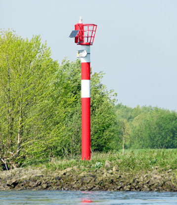 Einfahrtsfeuer Yachthafen Wesel