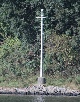 Trave Uferfeuer 5 Lübeck West Uferfeuer Untertrave