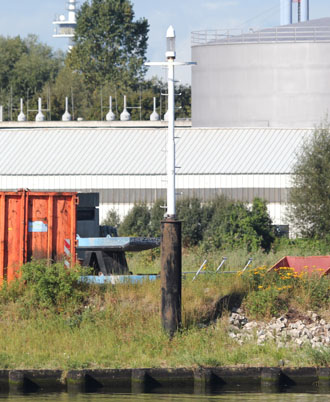 Trave Uferfeuer 7 Lübeck West Uferfeuer Untertrave