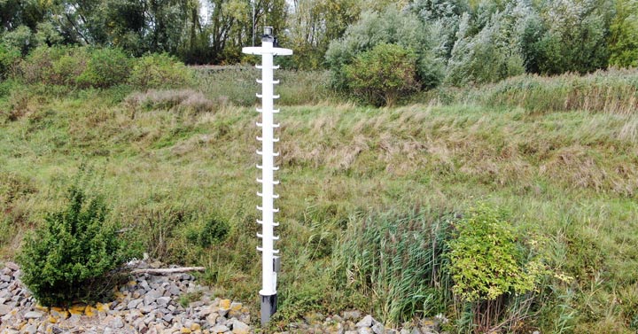 Uferfeuer am Neustädter Hafen bei km 6,63 NO
