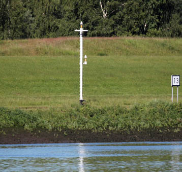 Uferfeuer Weser B1305.3
