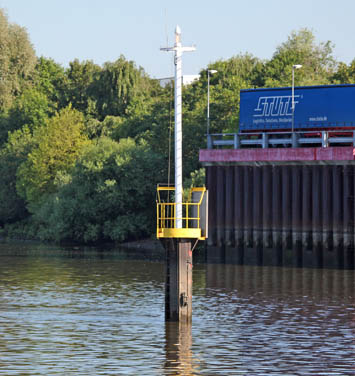 Weser Uferfeuer km 2,55 Nordost Uferfeuer km 2,55 Nordost