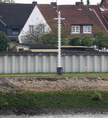 Leuchtbake bei Weser-km 19,25