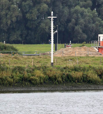 Uferfeuer beim Tidebiotop Vorderwerder