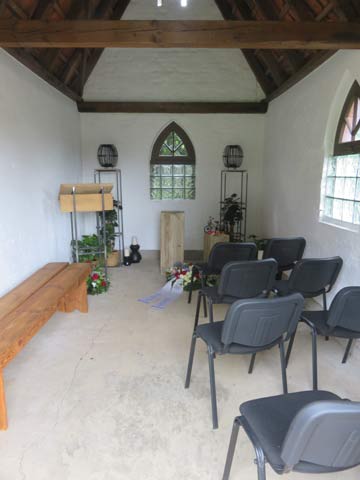 Provisorische Trauerhalle am Friedhof Hamminkeln (Brüggink-Gebäude) Provisorische Trauerhalle am Friedhof Hamminkeln