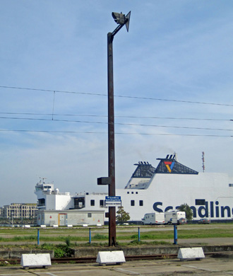 Oberfeuer Warnemünde Fährhafen