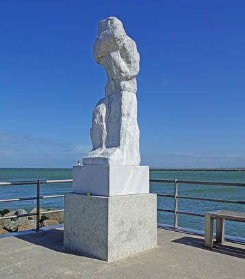 Skulptur Große Stehende Große Stehende