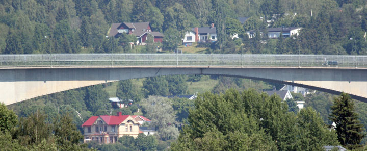 Leuchtfeuer an der Alnö-Brücke Leuchtfeuer Alnö-Brücke