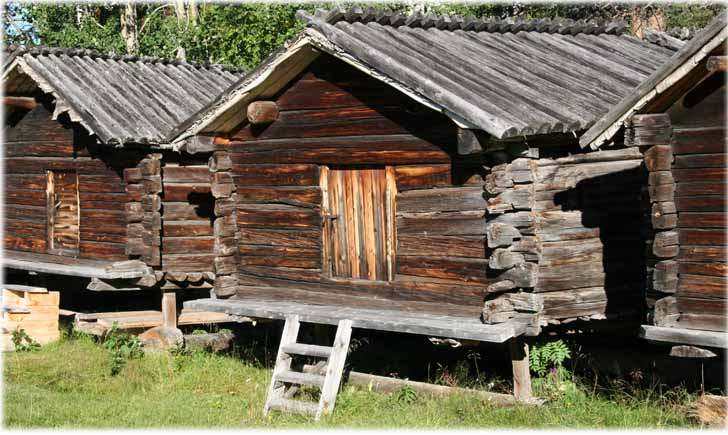 Härbre - Voratshaus der Samen Härbre - Voratshaus der Samen