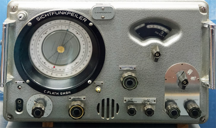 Sichtfunkpeiler (Visual Direction Finder), ausgestellt im Schiffahrtsmuseum Unterweser Sichtfunkpeiler