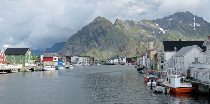 Fischerdorf auf den Lofoten Fischerdorf auf den Lofoten