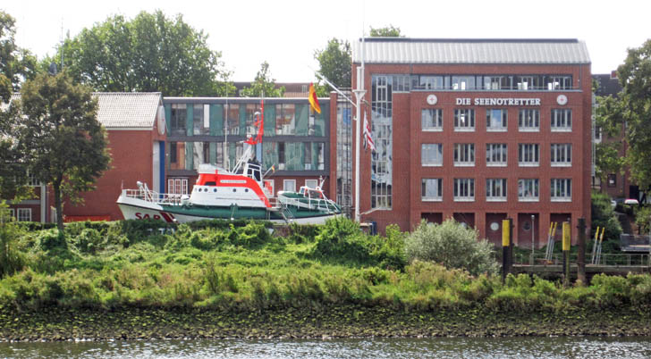 Seenotrettungszentrale in Bremen Die Seenotretter