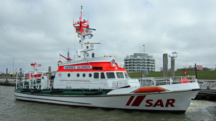 Seenotkreuzer HANNES GLOGNER mit Tochterboot FLINTHOERN Seenotkreuzer HANNES GLOGNER