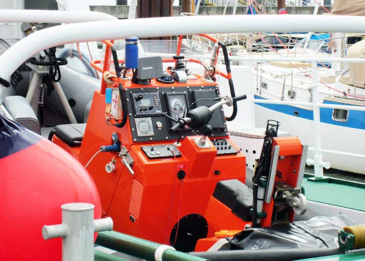 Fahrstand am Arbeitsboot MICHEL
